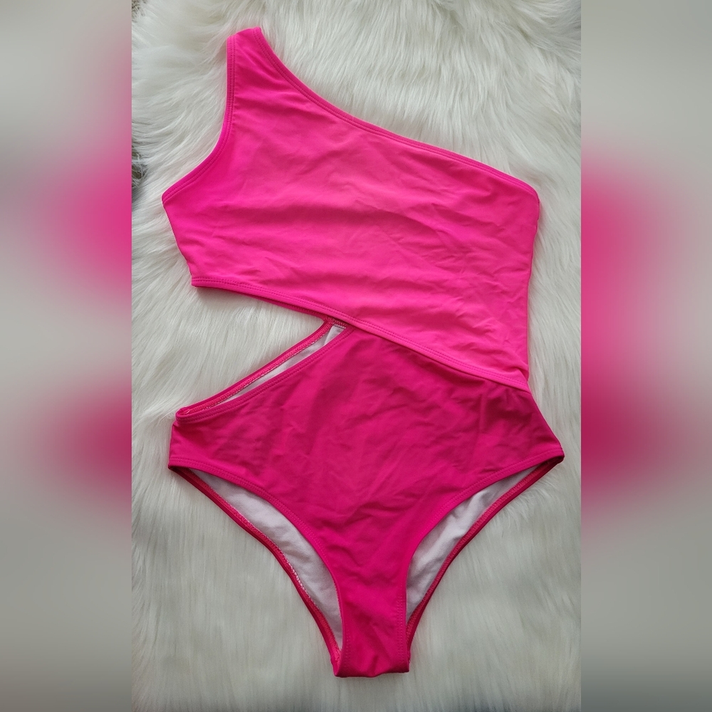 Pink two tone one piece bathing suit